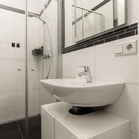 Gemütliches Mit Privater Terrasse * Essen